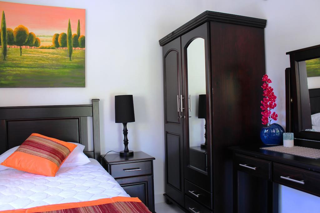Sunset Cove Villa Grand Anse  Oda fotoğraf